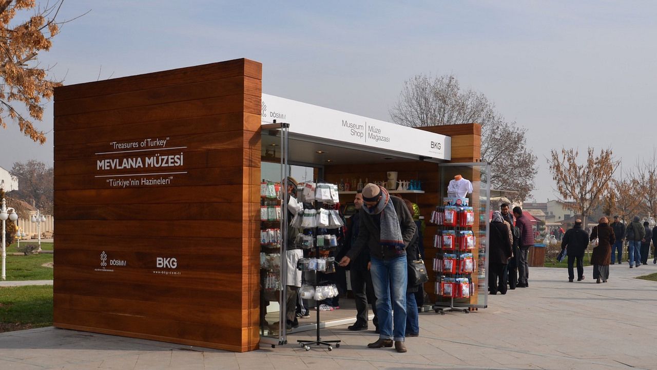ismail Hamdi Gurler -Mobile Museum Store Solutions